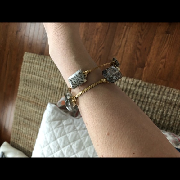 Two Borboun and Bowties Bracelets Gray and Cream - Picture 4 of 6